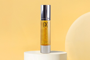 Benefits of The Best Serum for Hair: Journey to Frizz-Free Mornings