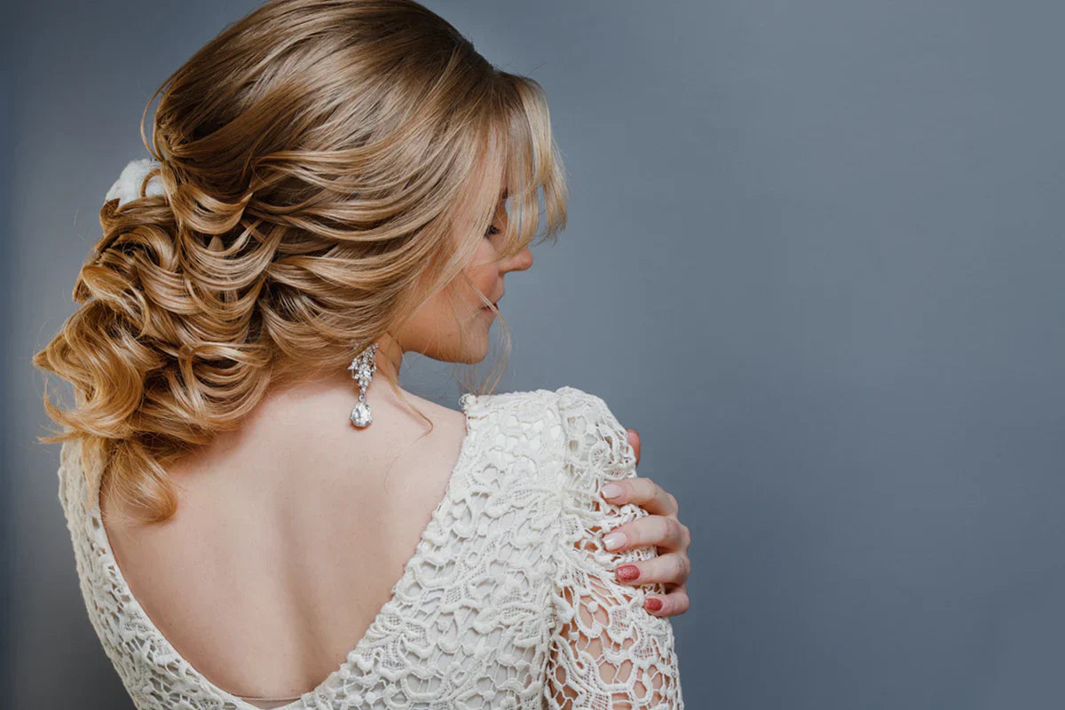 How to Get the Perfect Golden Blonde Hair Color: Light, Dark & Everything In-Between