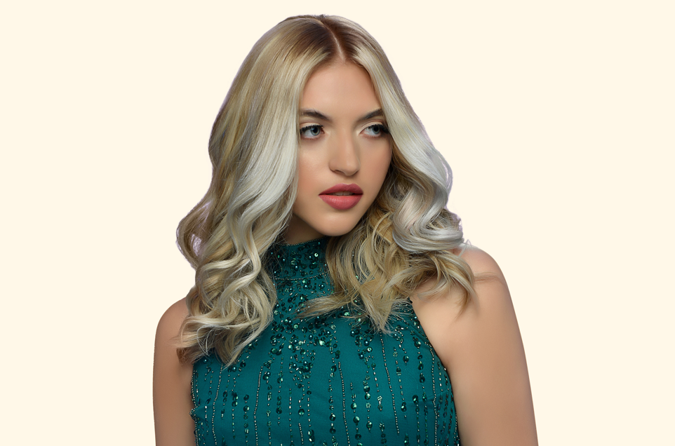 Ash Blonde Hair Color Guide: Who It Suits & How to Maintain It